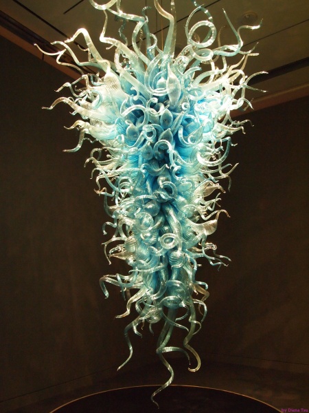 chihuly, blown-glass master, MFA, exhibit